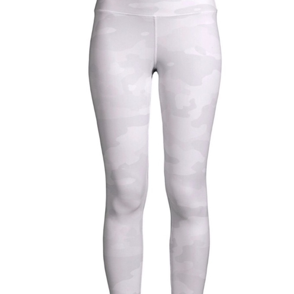 White Camo Alo Leggings